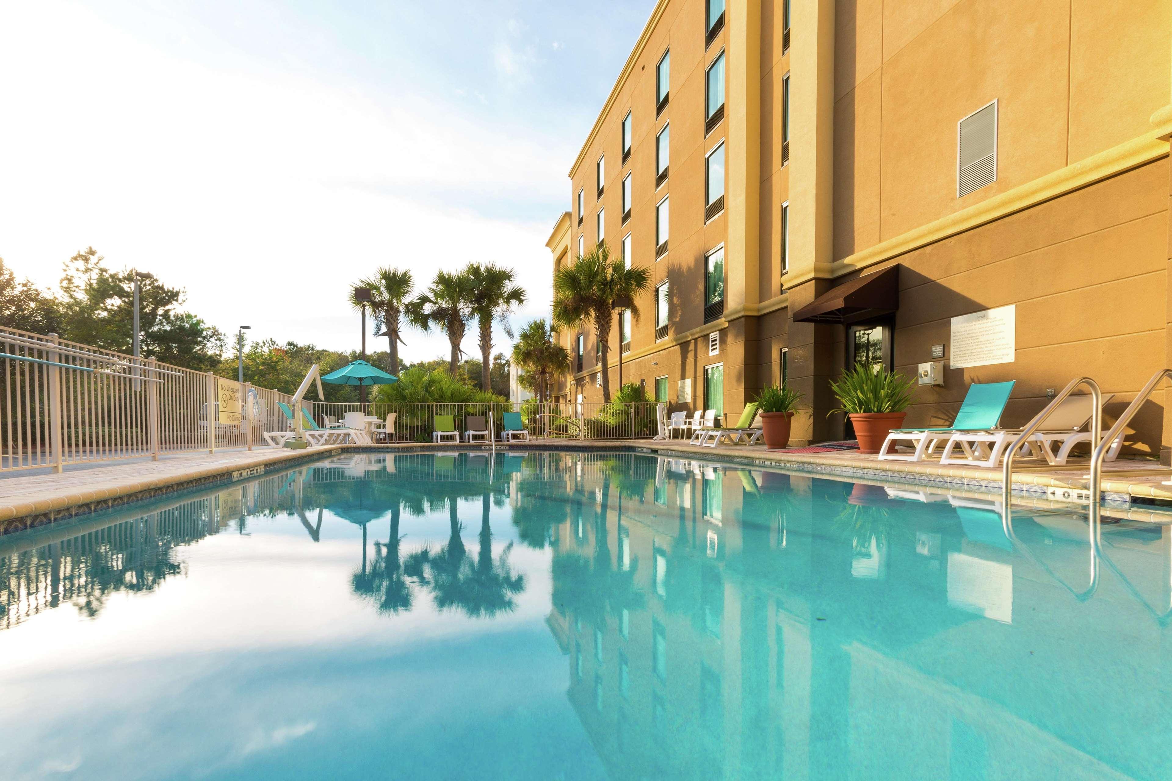 Hampton Inn & Suites Jacksonville-Airport Zewnętrze zdjęcie